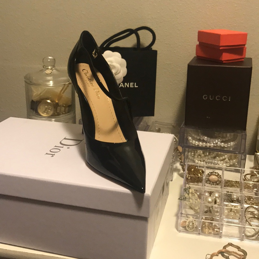 New Christian Dior Black Patent Leather Heels